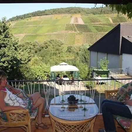 Ferienwohnung „Schwalbennest“ Reil/Mosel Exterior photo
